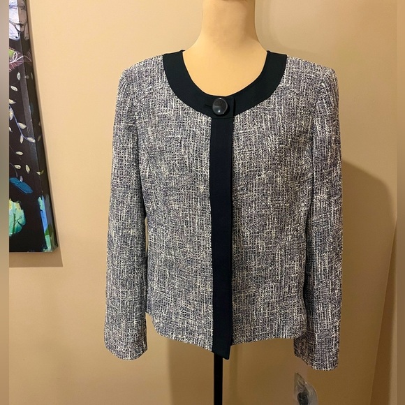 Jasper Black and White Tweed Jacket, size 16P - Picture 1 of 9